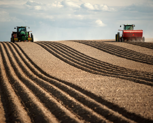 Keep ag equipment running in the field with CountryMark lubricants.